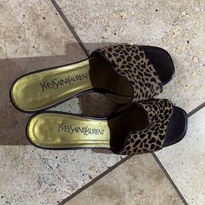 Yves Saint Laurent Sandals
